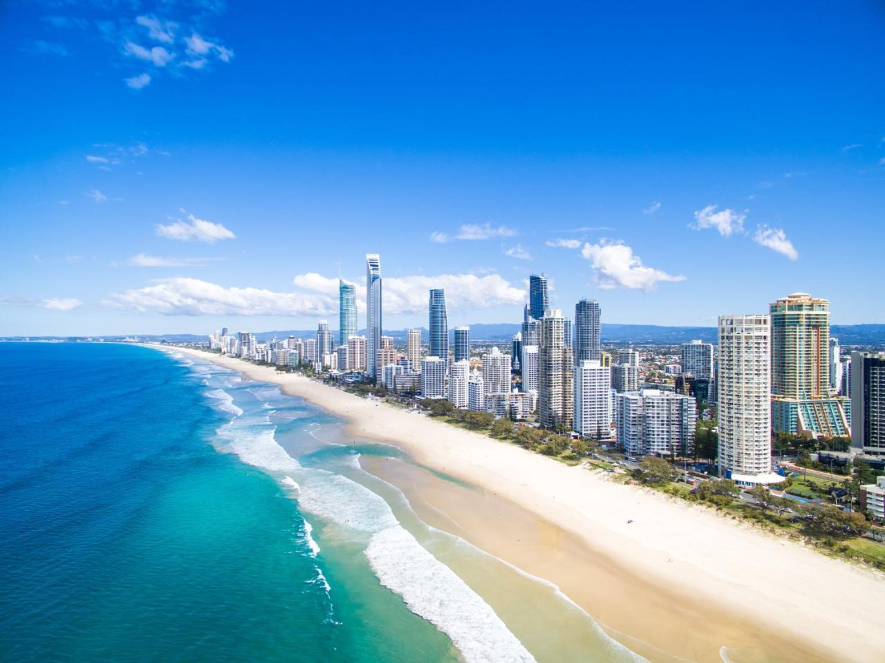 Holiday Holiday Crown Towers Gold Coast Buitenkant foto