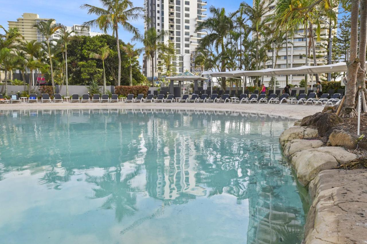 Holiday Holiday Crown Towers Gold Coast Buitenkant foto