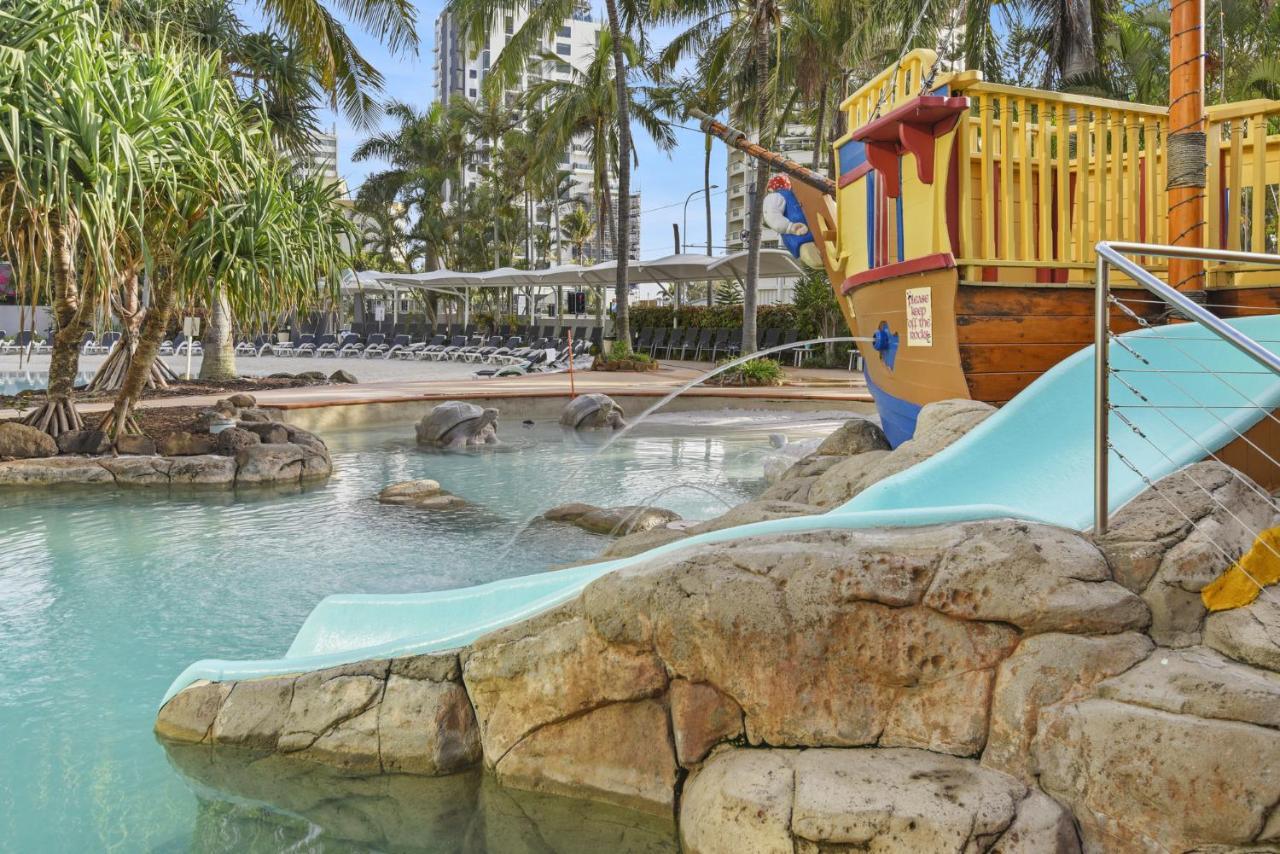 Holiday Holiday Crown Towers Gold Coast Buitenkant foto