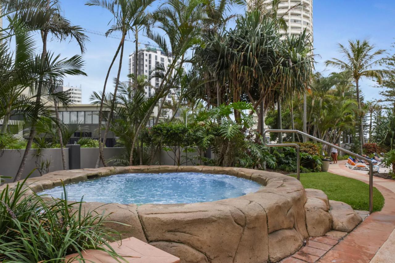Holiday Holiday Crown Towers Gold Coast Buitenkant foto