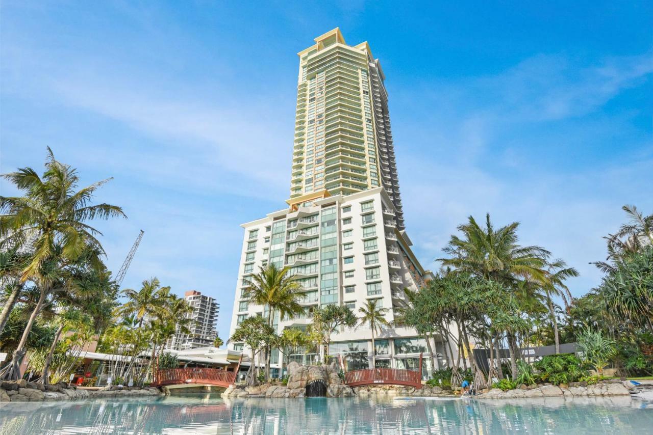 Holiday Holiday Crown Towers Gold Coast Buitenkant foto